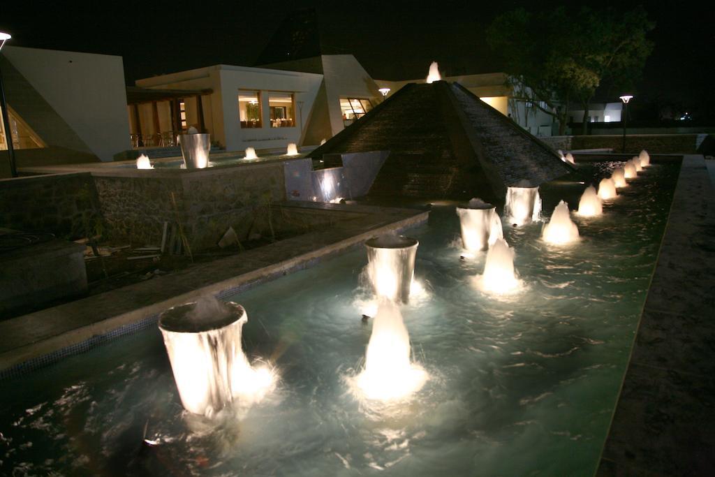 Sentosa Resorts & Water Park Chinchvad Экстерьер фото